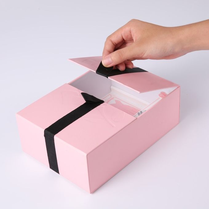 Magnetic Pink OEM Customize Print Cosmetic Paper Box , Double Door Gift Box 4 Piece