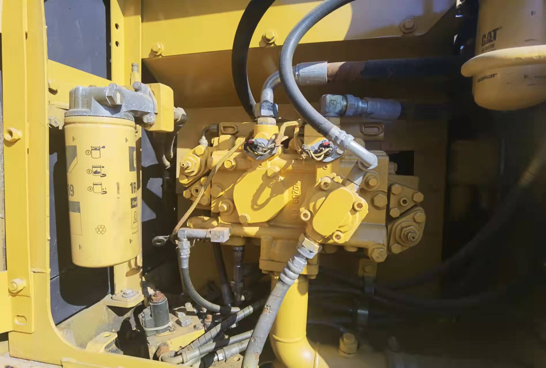 Yellow Cat 315D Excavator 20T 1M Bucket 91kW Power 3500 Working Hours Shanghai Yard