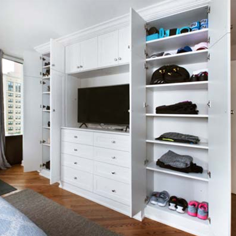 Custom Luxury Bedroom Wardrobe Closet in Modern Style with Customization and Design