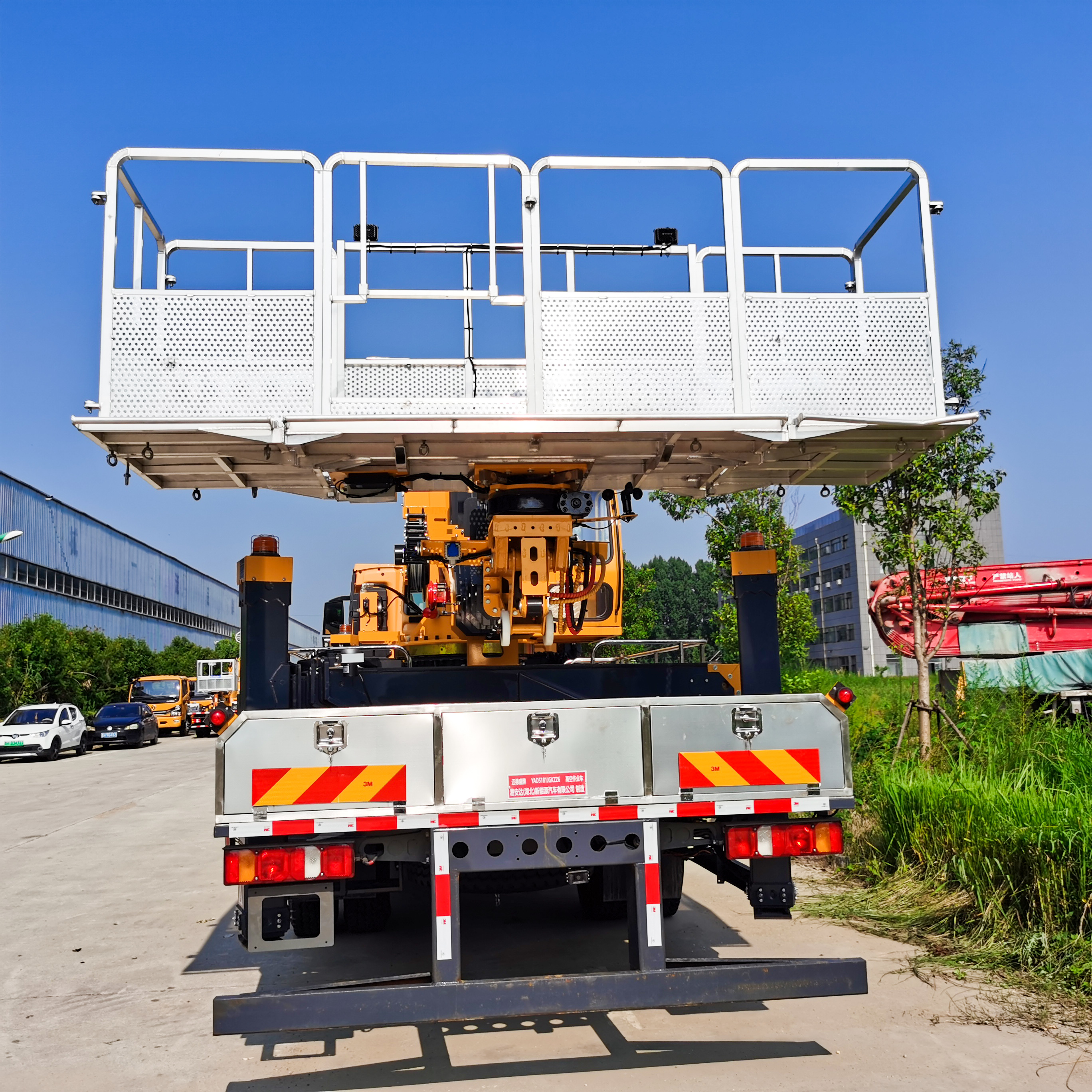 50m Bucket Truck Aerial Working Platform Truck Mounted High-altitude Operation Truck