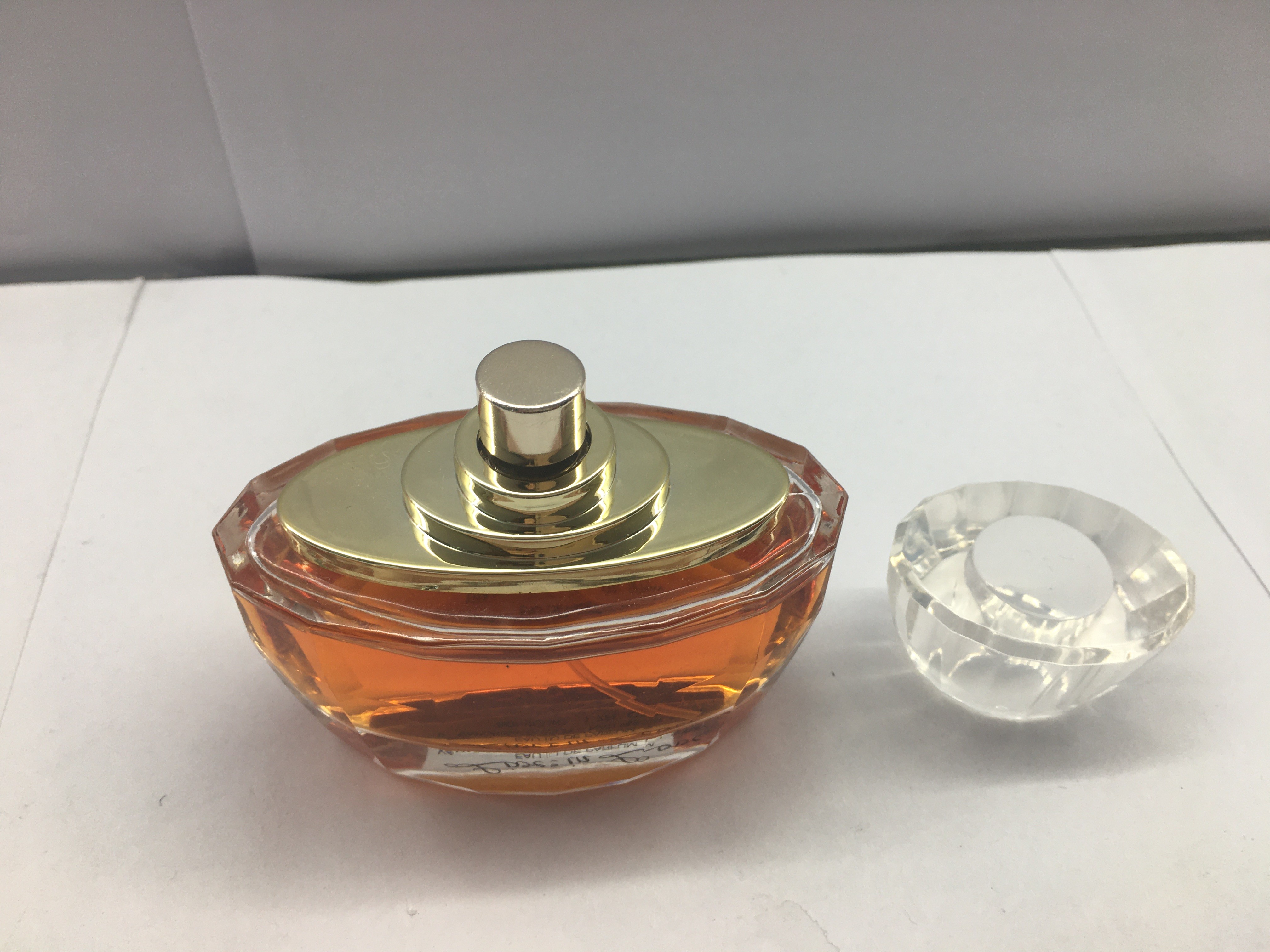 Refillable 50ml fancy glass perfume bottles With Gold Shoulder