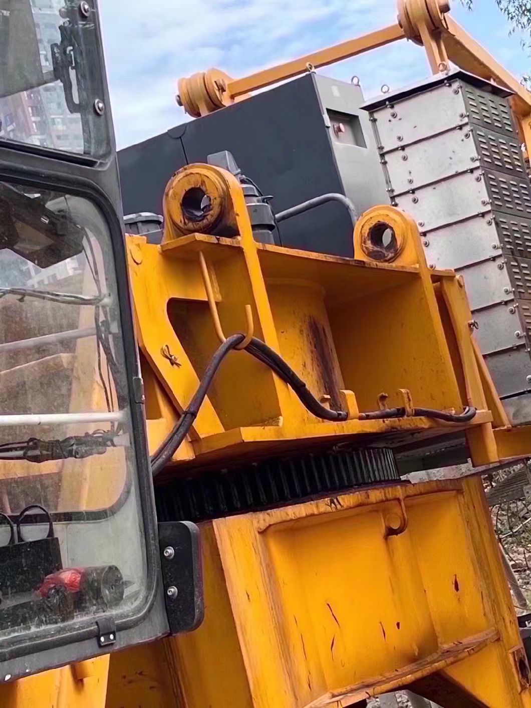Zoomlion Used Tower Crane to Lift up to 20 Tons at The End
