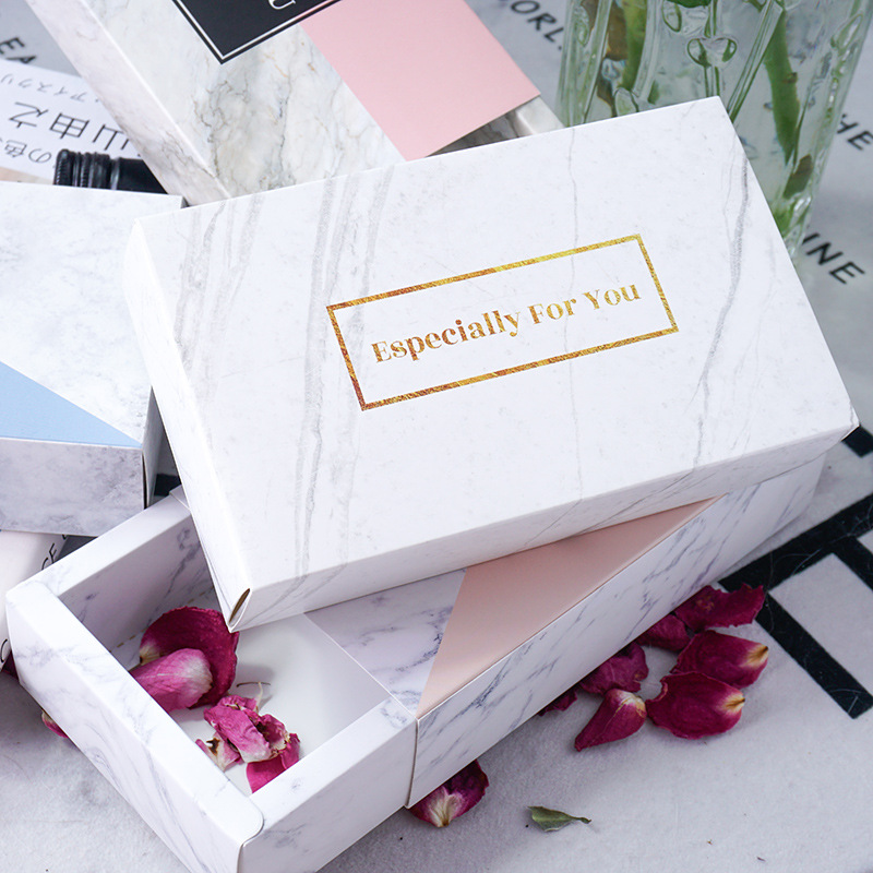 Glossy Lamination Custom Recycle Folding Shredded Mask Paper for Shopping Gift Food Box