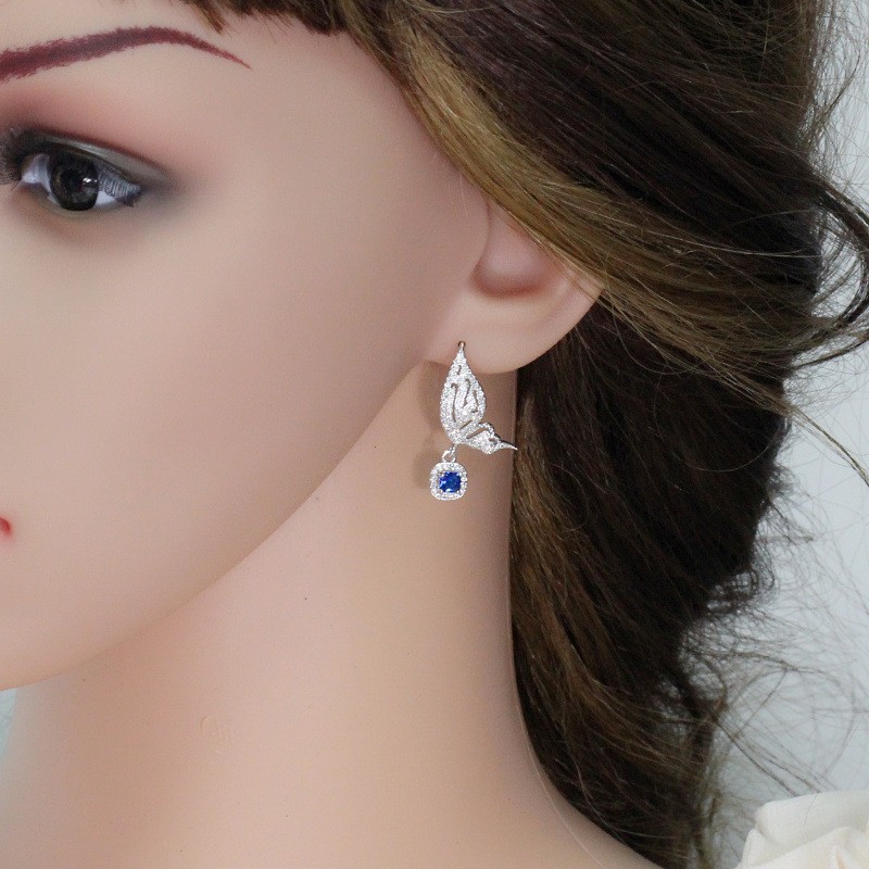 Fashion Women's Butterfly Earrings with Shiny CZ Stone Aesthetic Female Butterfly Earrings for Party Butterfly Jewelry