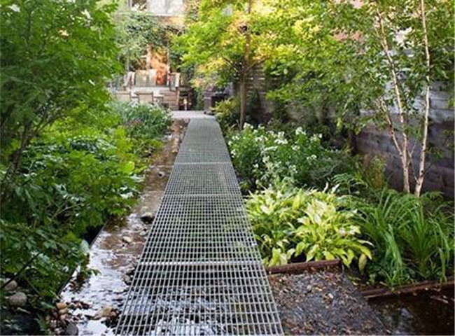 Welded steel grating for  walk way