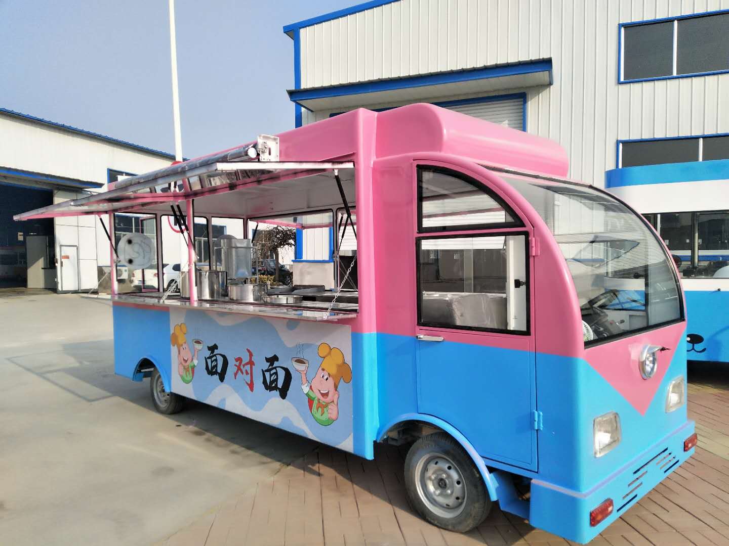 Customized Outdoor Fast Food Hygiene Standards Manufacture Bus Type Food Carts