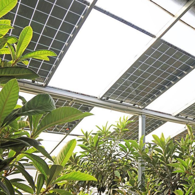 Multi-Layer Covering Greenhouse with Heat Storage