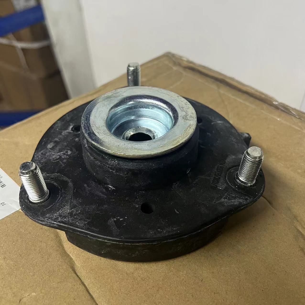 Roewe.RX5.MG GS.I6.EI5.MG6.ZS.RX36 Auto Suspension Parts with Strut Mount OE 10094334