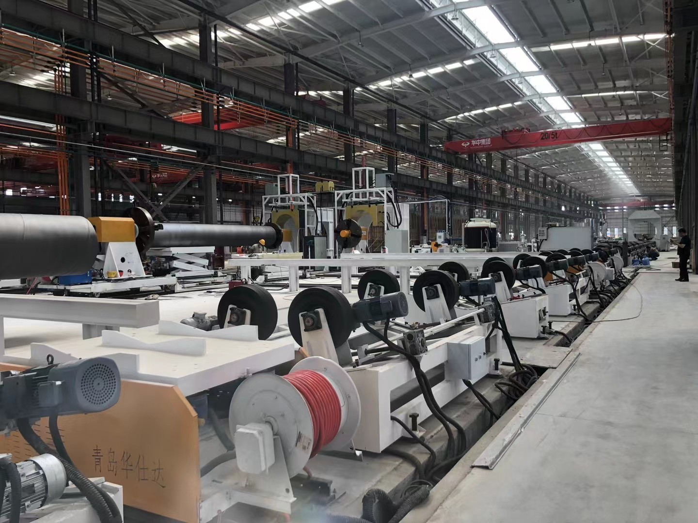 Polyurethane Spraying Polyethylene Winding Prefabricated Direct Buried Insulated Pipe Making Machine