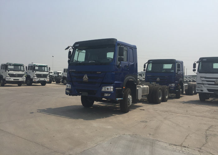 SINOTRUK HOWO Tipper Dump Truck 10 - 25CBM With Air Suspension Seat MINI Player