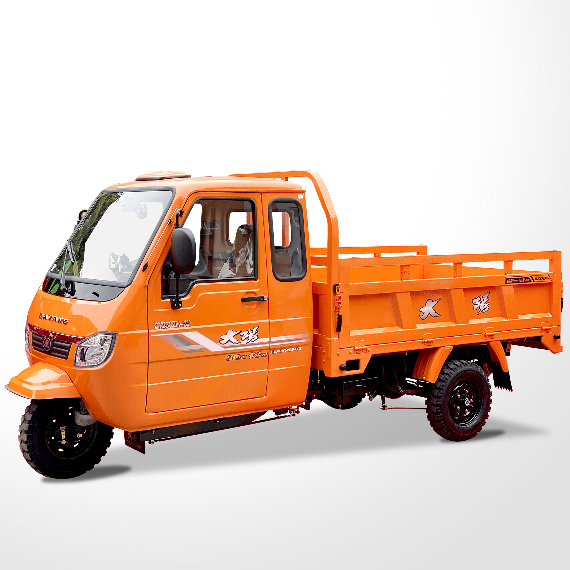 Customized 200CC 250CC 300CC 350CC Enclosed Cabin Cargo 3wheels Motorcycle Tricycle CCC Origin Type Mode Drum