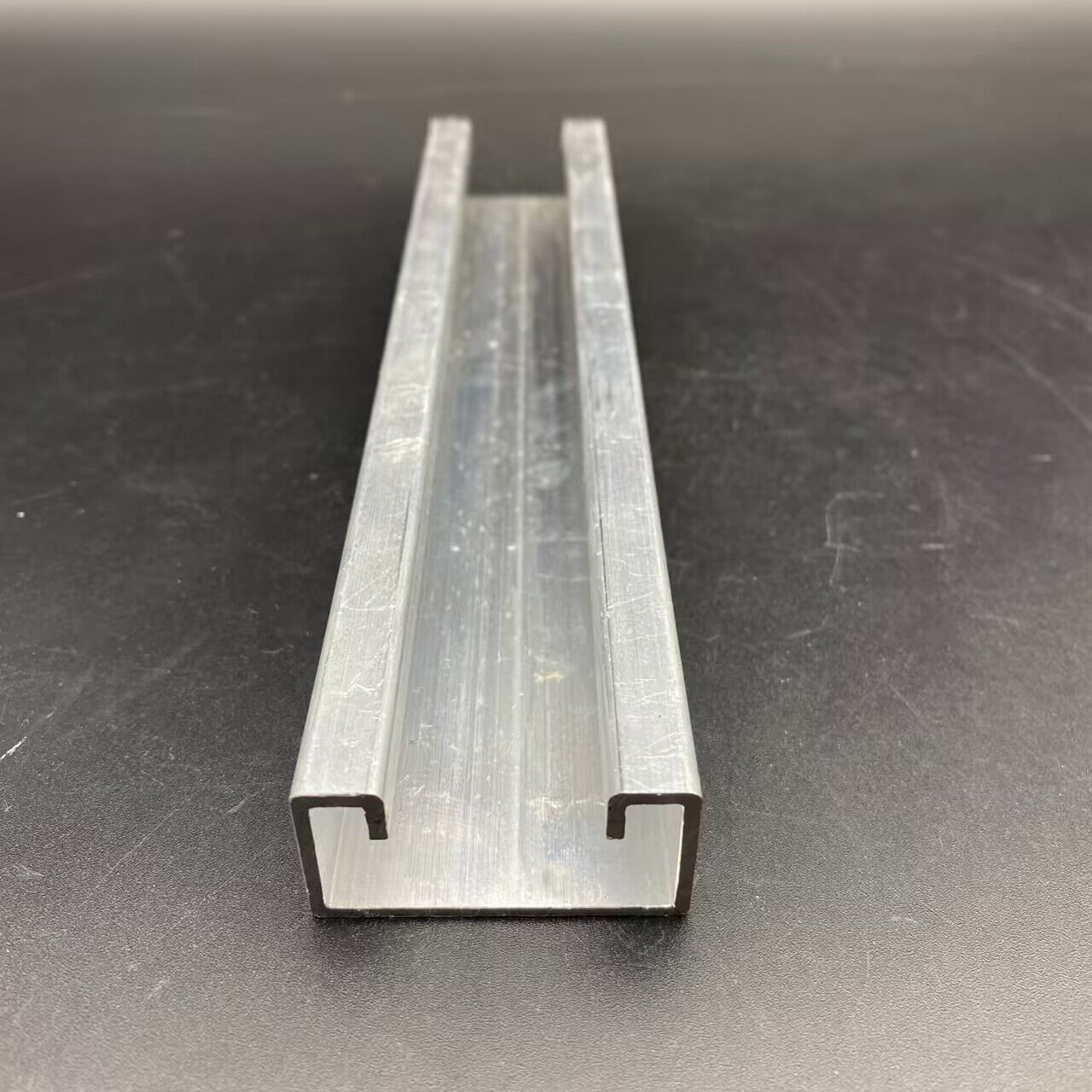 C Shape Aluminum Profile 6061 Custom 3m 6m Aluminum Strut Channel