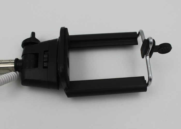 Adjustable Wired Selfie Stick For Smartphone , Hand Held Selfie Extension Pole