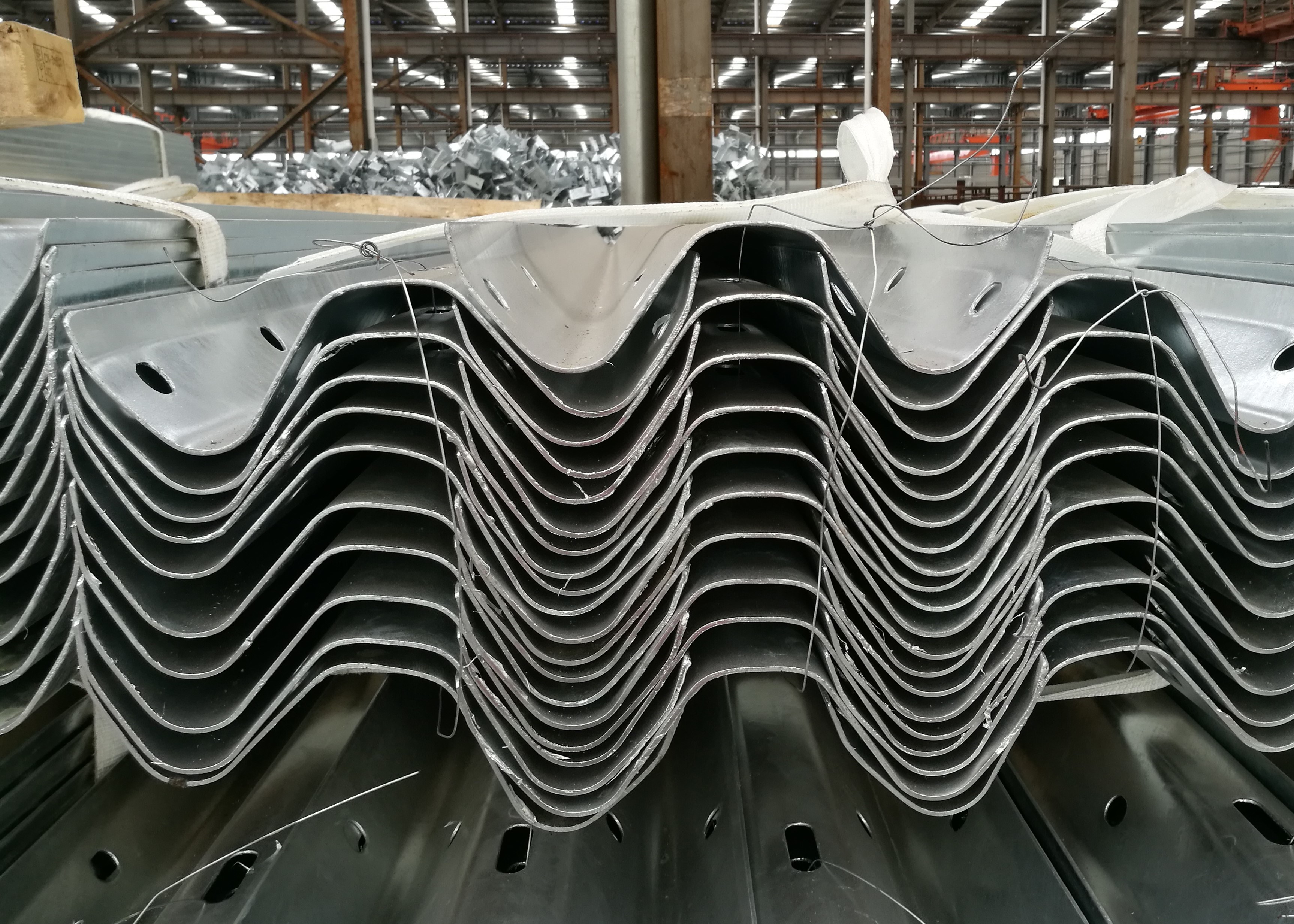 NO 1 supplier in China / EN1317 Standard /Highway Guardrail Systems/ expressway project
