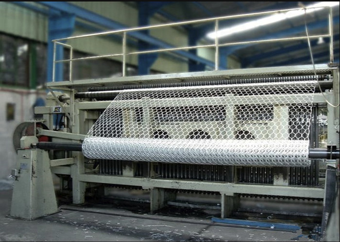 Double Twist Hexagonal Gabion Mesh Machine Customized Mesh Size PLC Control