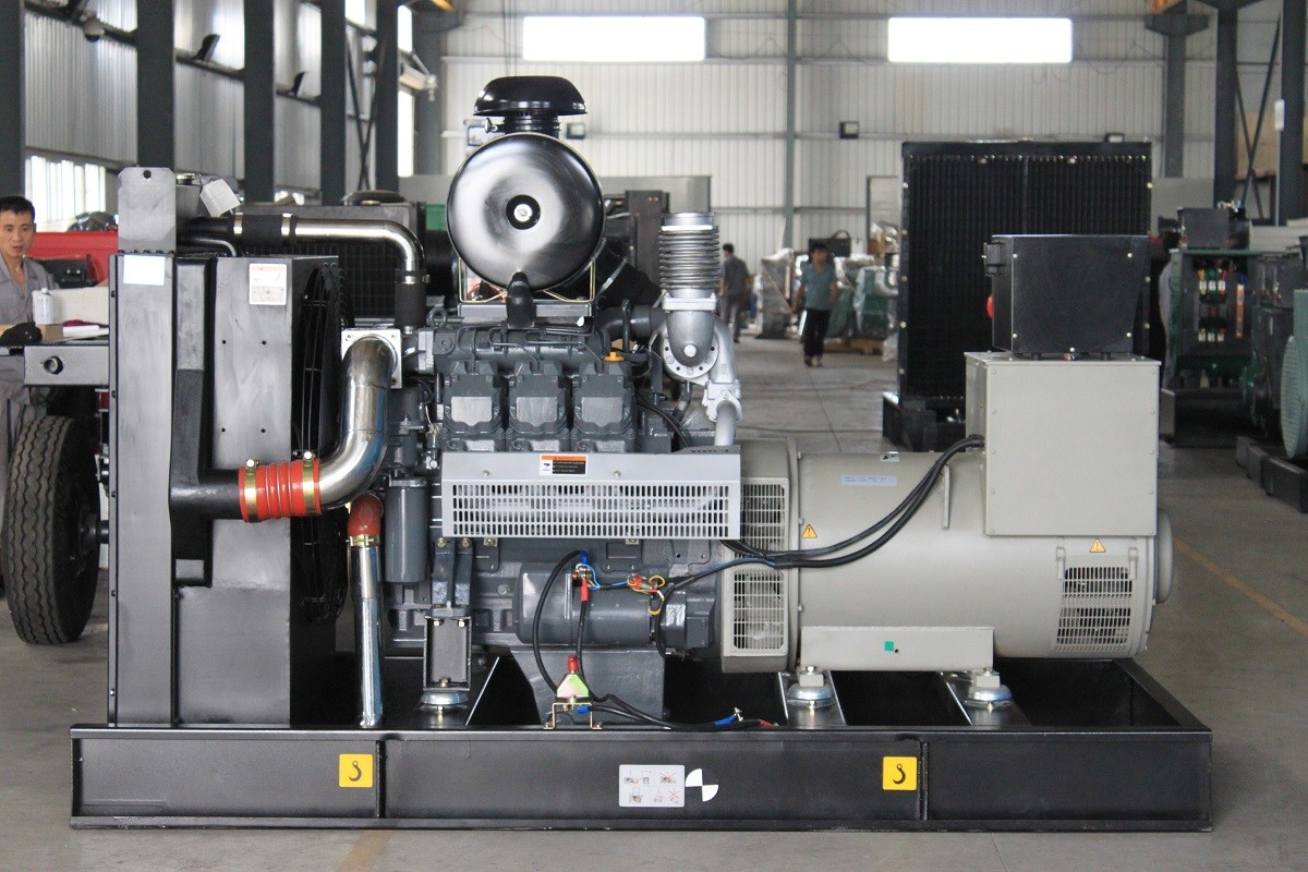 30kva 3 Phase40 Kva Industrial Diesel Generator BFM3 G2 Water Cooled