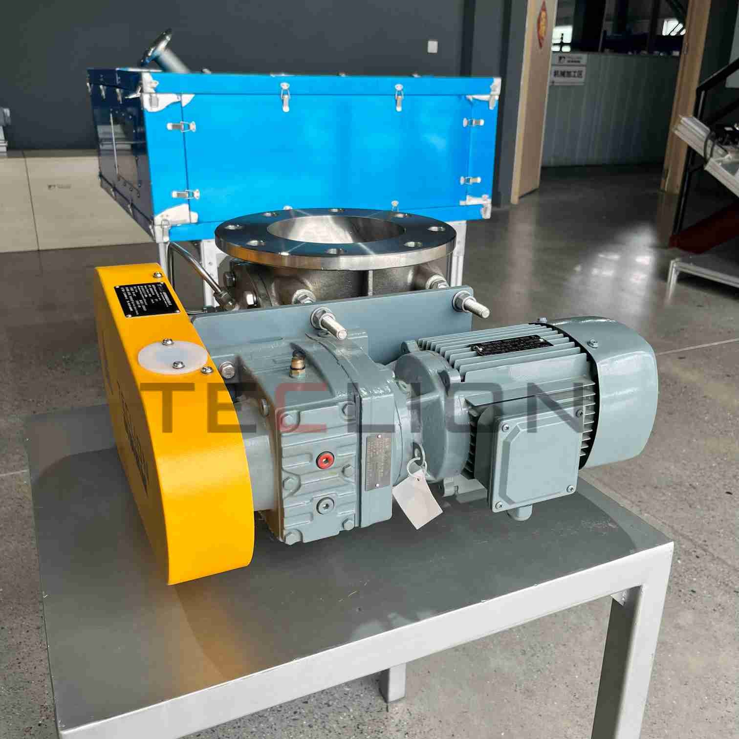 Stainless Steel Inlet Rotary Airlock Feeder Valve For Coal Carbon Silicon Powder
