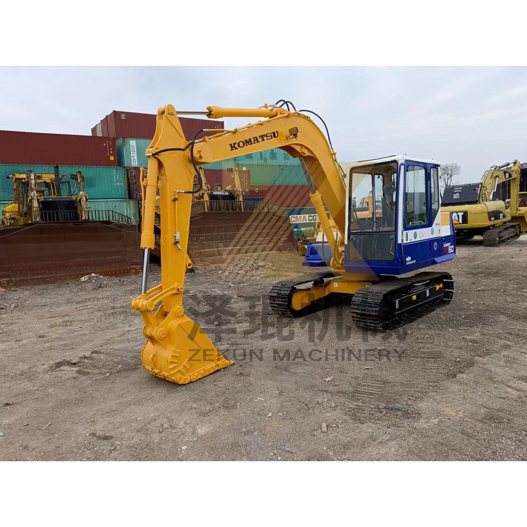 0.32m3 Bucket Capacity Komatsu PC60 Mini Excavator Made in Japan Other Hydraulic Cylinder