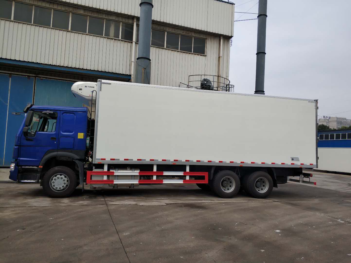 SINOTRUK HOWO 20 Tons Ice Cream Freezer Truck Refrigerated Truck for Export