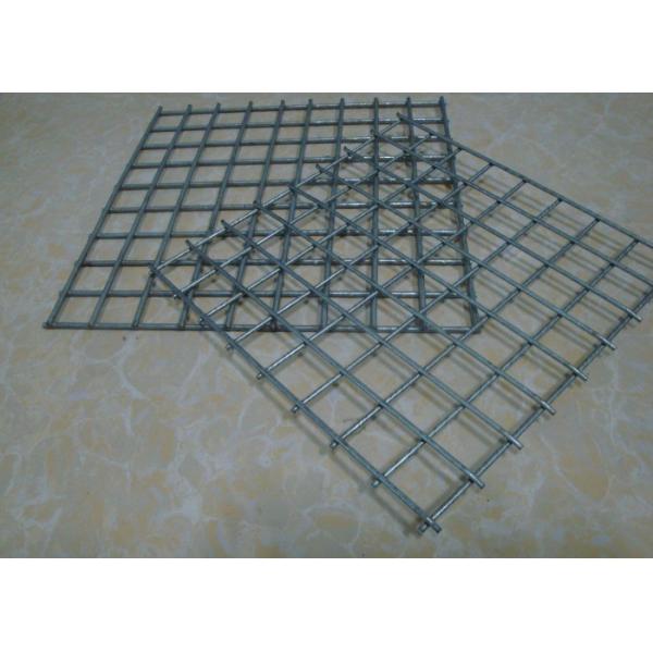 Quality 2 Curved Welded Wire Mesh Panels with 100mm X 100mm Grid and 2500LBS Weight Capacity for Industrial Use for sale