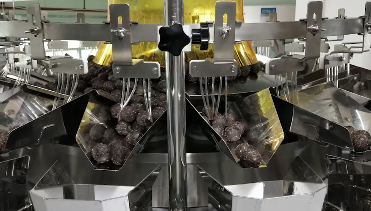 ODM Automatic Filling Machine Bottled Jars Cans Puffed Food Sweets Packing Rotary Cup Filling Sealing Machine