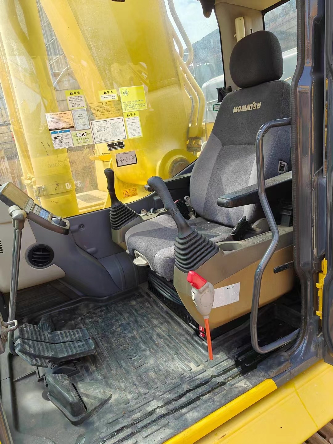 Customs declaration in 2018, Japanese original Used Komatsu excavator PC 490-10