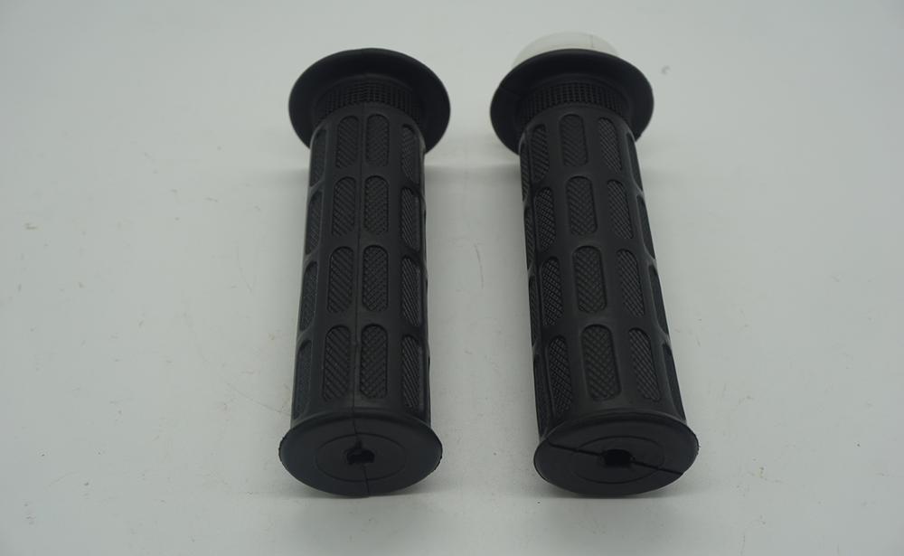Chinese CG125 Handgrips Motorcycle Spare Parts Plastic Rubber Material