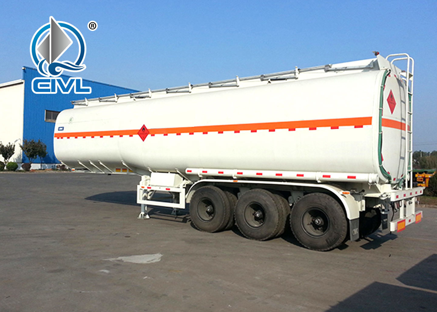 2 Axle / 3 Axle Bulk Cement Semi Trailer Trucks With 30m³ - 68m³ Capacity