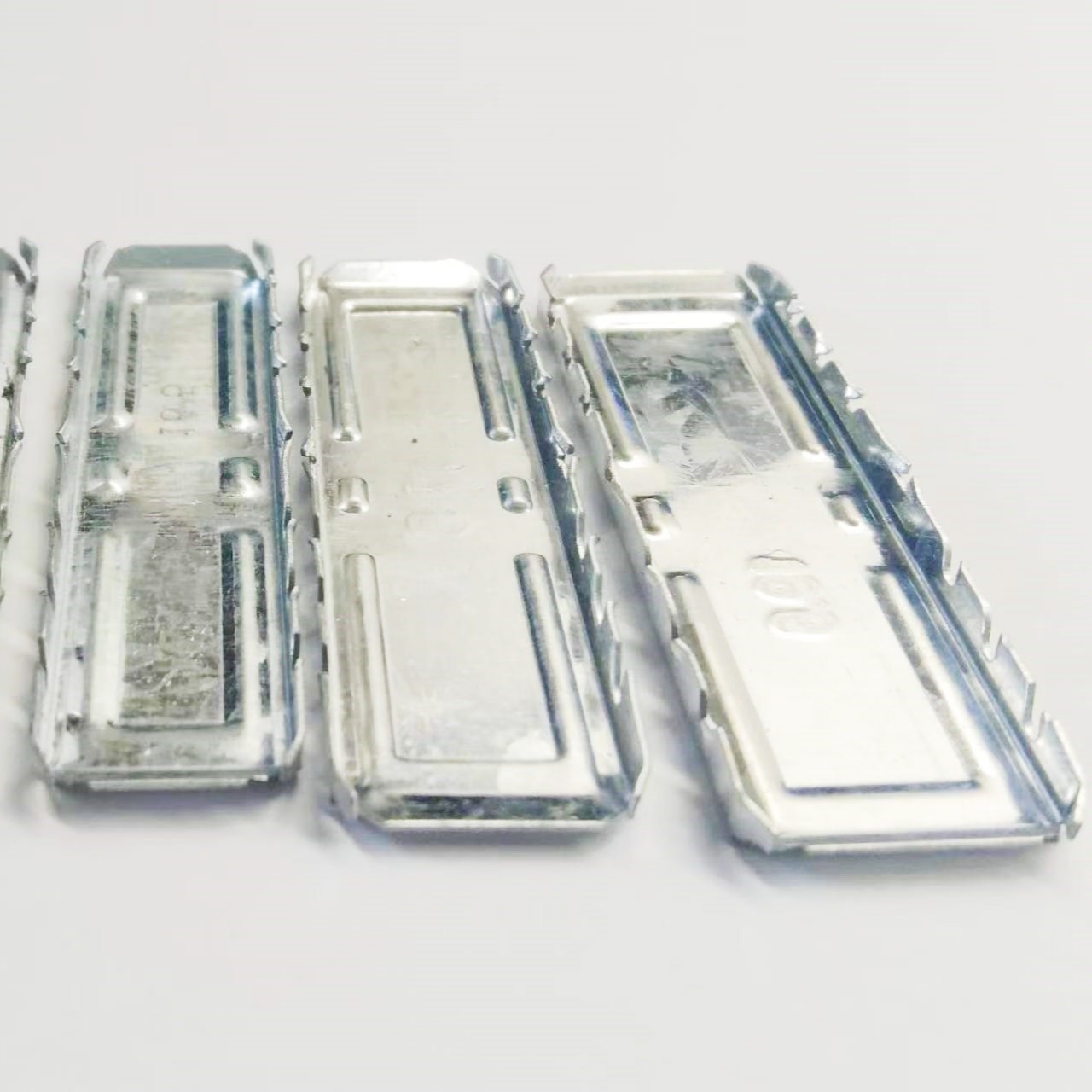 6A-27A ROCK Straight Insert Aluminum Spacer Connector Steel Corner Joint For Aluminum Spacer Bar