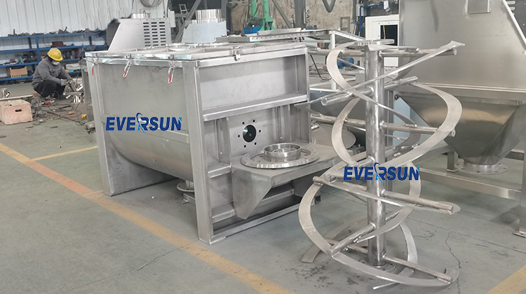 Horizontal Animal Feed Ribbon Blender Mixer Mushroom Substrate With Heat 200 Kg
