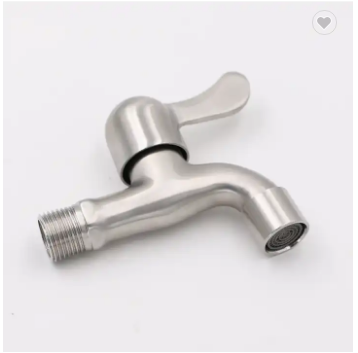 Classic Bathroom Basin Faucet With Single Handle Polished Chrome 304 Stainless Steel