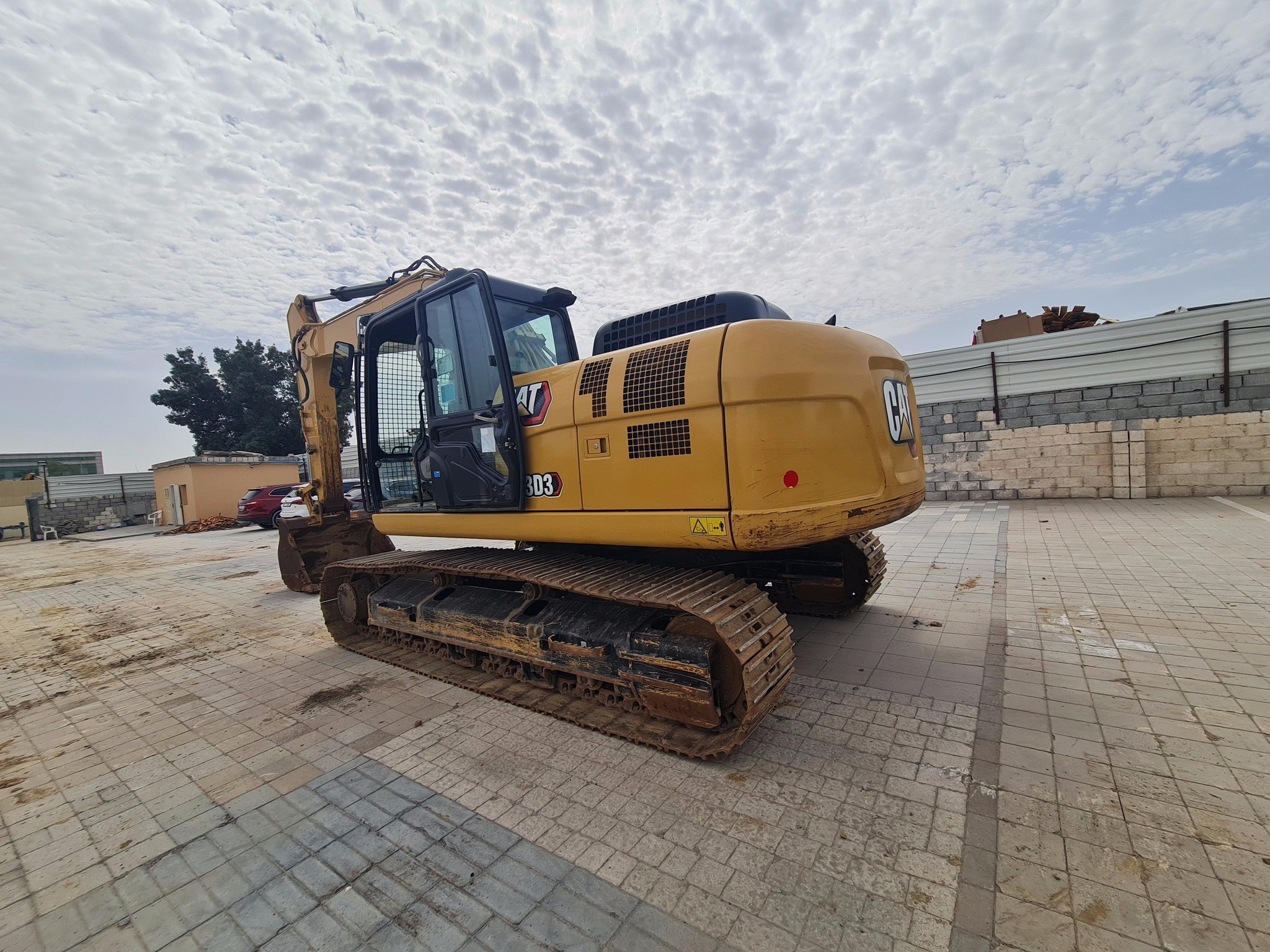 Used CAT 323 Heavy Excavators 23 Ton Municipal Engineering Original Secondhand Digger