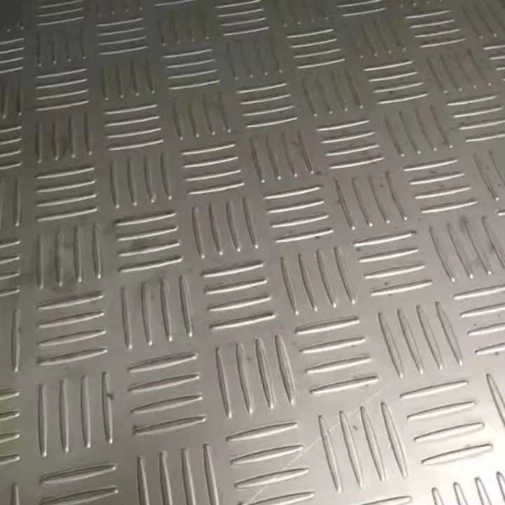 201 304 316L Anti Slip Checkered Stainless Steel Sheet