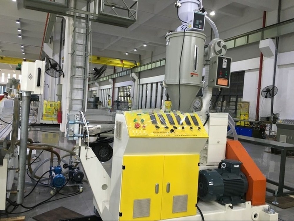 Two Color LED Light Diffuser Making Machine / Production Line