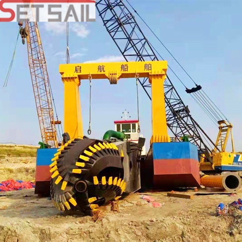 Diesel Engine Sand Dredging Barge/Cutter Suction Dredger