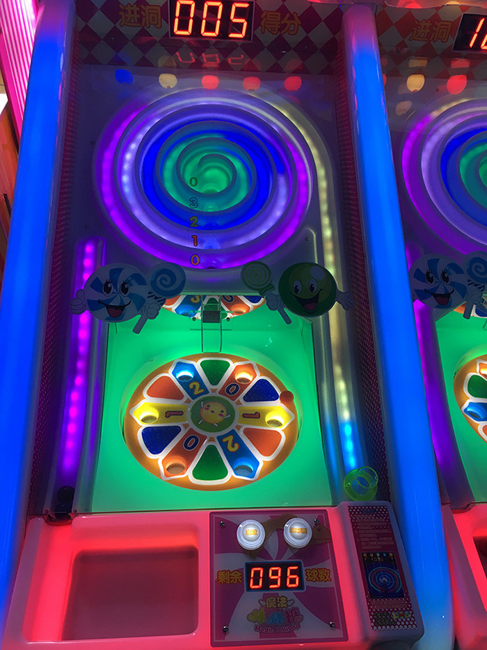 Commercial Coin Operated Magic Lollipop Game Machine / Indoor Sports Recreational Facilities