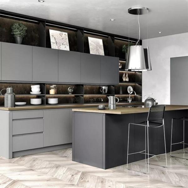 Waterproof Fireproof Advantage Italian Style Luxury Kitchen Cabinet for