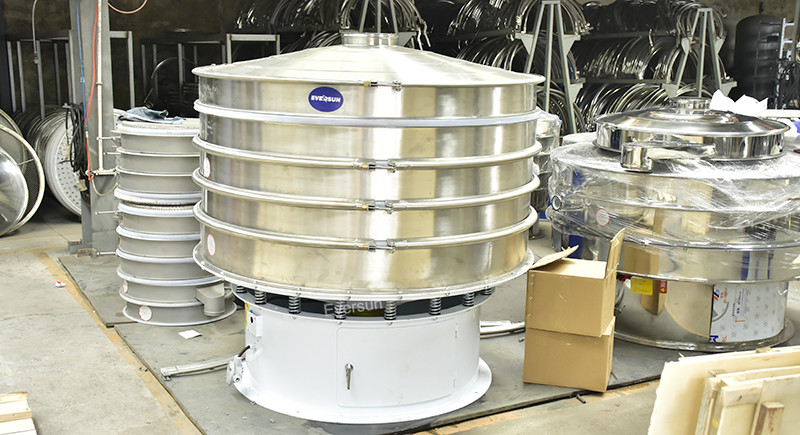 0.3 - 20m2 Capacity Vibrating Sieve Shaker Screener For Milk Powder 0.1 - 20t/H