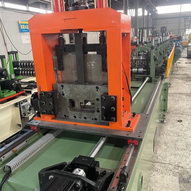 Customized Steel Building Machine Fully Automatic CZ Purlin Roll Forming Machine Manufacturers