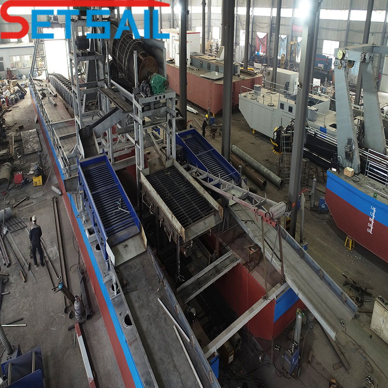 Full New Chain Bucket Diamond Dredger Used in Lake