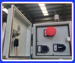 TP227 Easy Installation 2 Post Car Lift 2700kg Capacity For Home And Business Parking