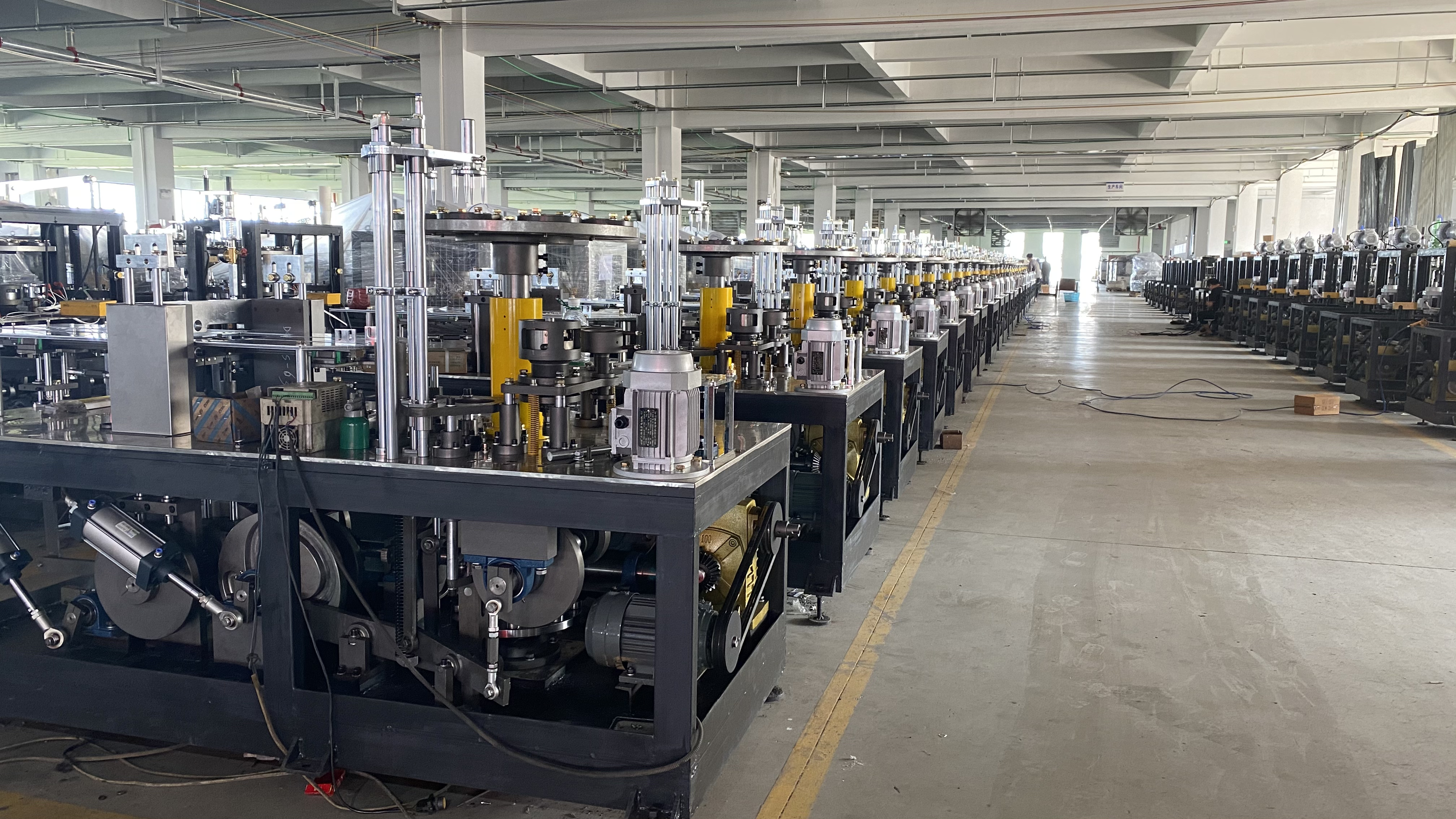 manual easy operating low cost high precision flat die cutting and creasing machine for paperboard