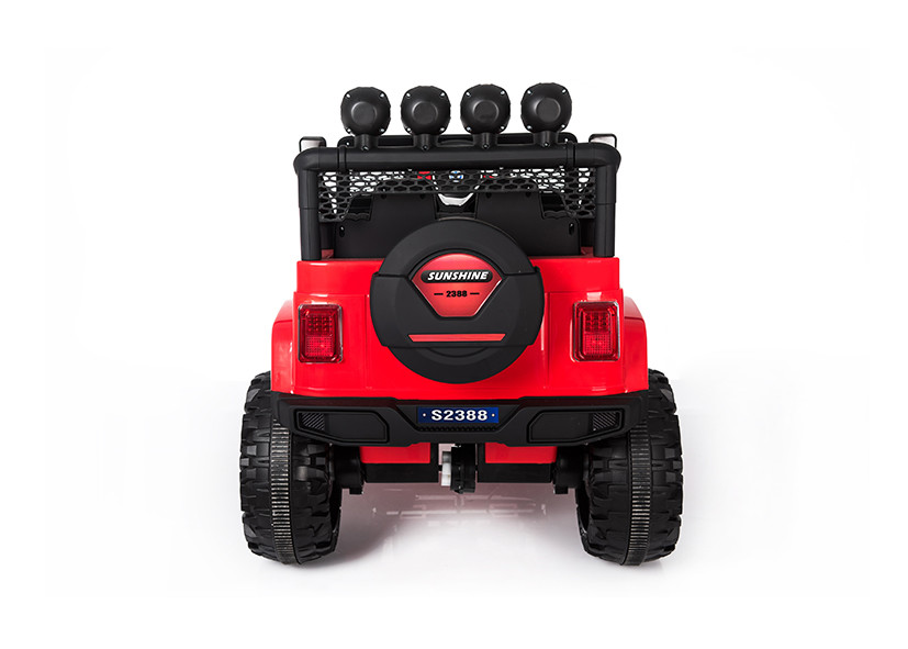 2 Motors 4x4 Ride On Toys With Safety Belt 4 Wheel Drive 2.8 KM/HR