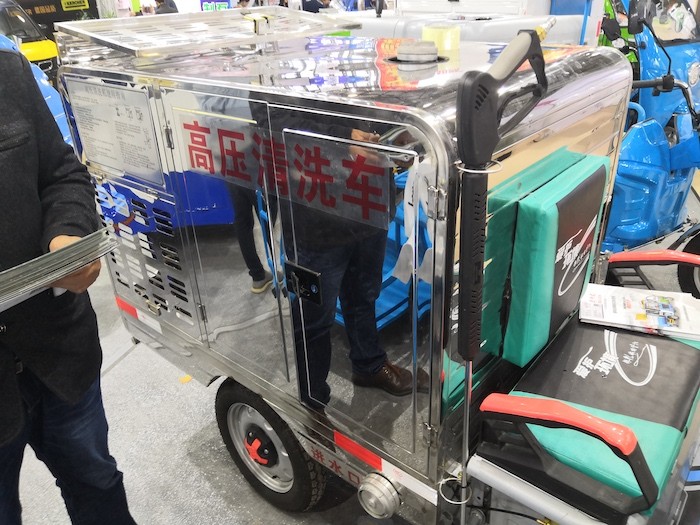 Chair Rotomoulding Mold Forming Slot Blasting