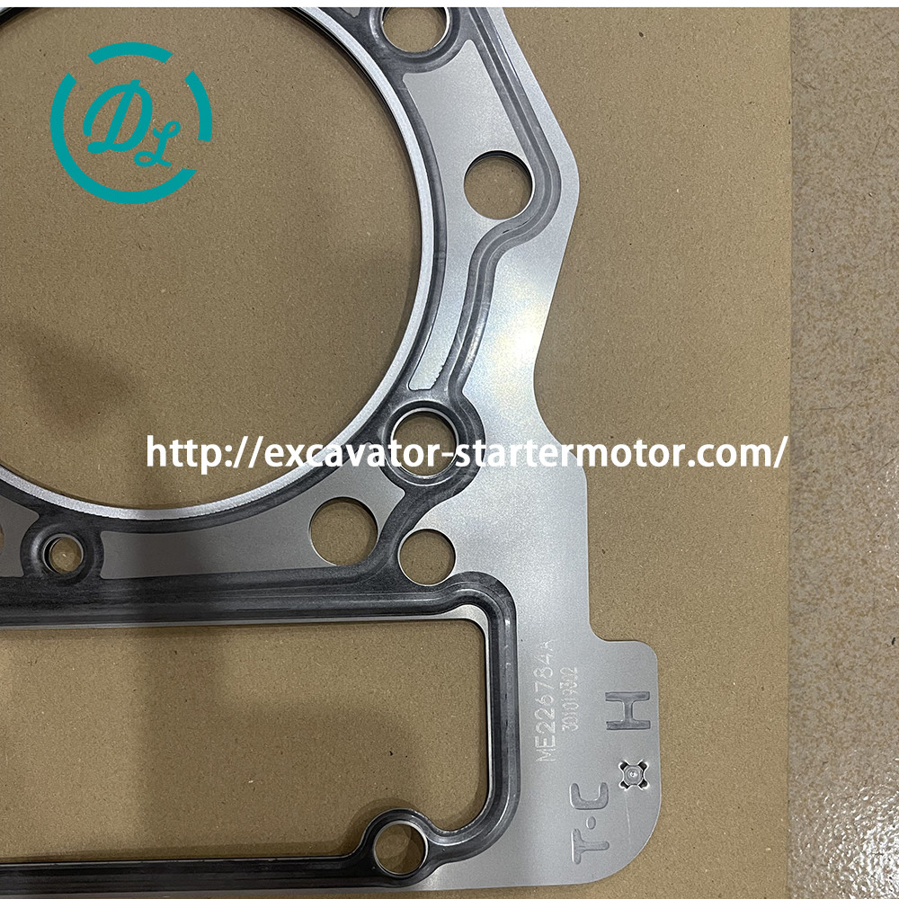 Original Engine Parts Cylinder Head Gasket ME226784 ME240707 Engine 4M50