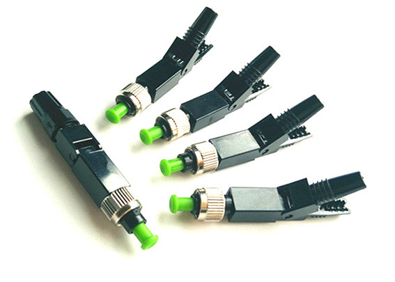 0.2 dB Insertion Loss Fiber Optic Fast Connector FC / APC Quick Installable For Drop Cable