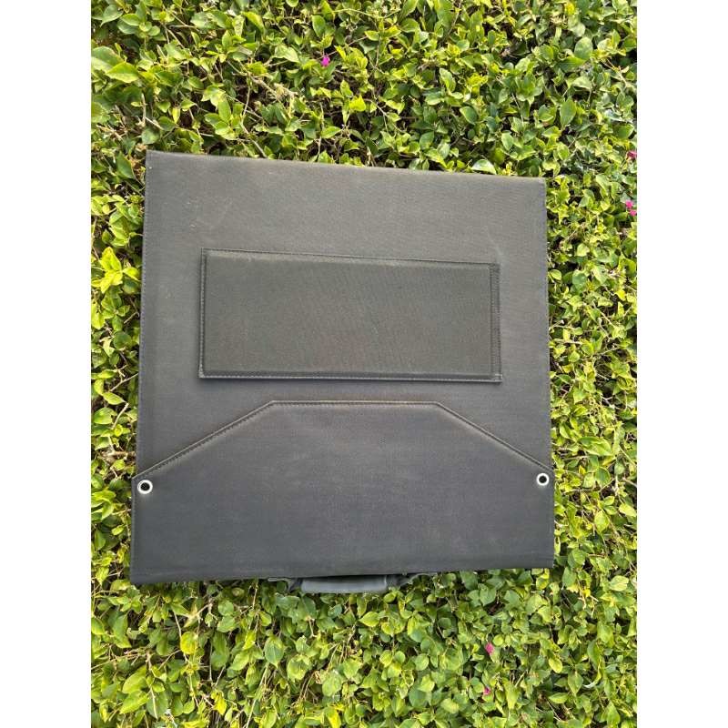 3.15 Kgs Foldable Camping Solar Briefcase Charger with USB Port DC 2*USB Solar Energy