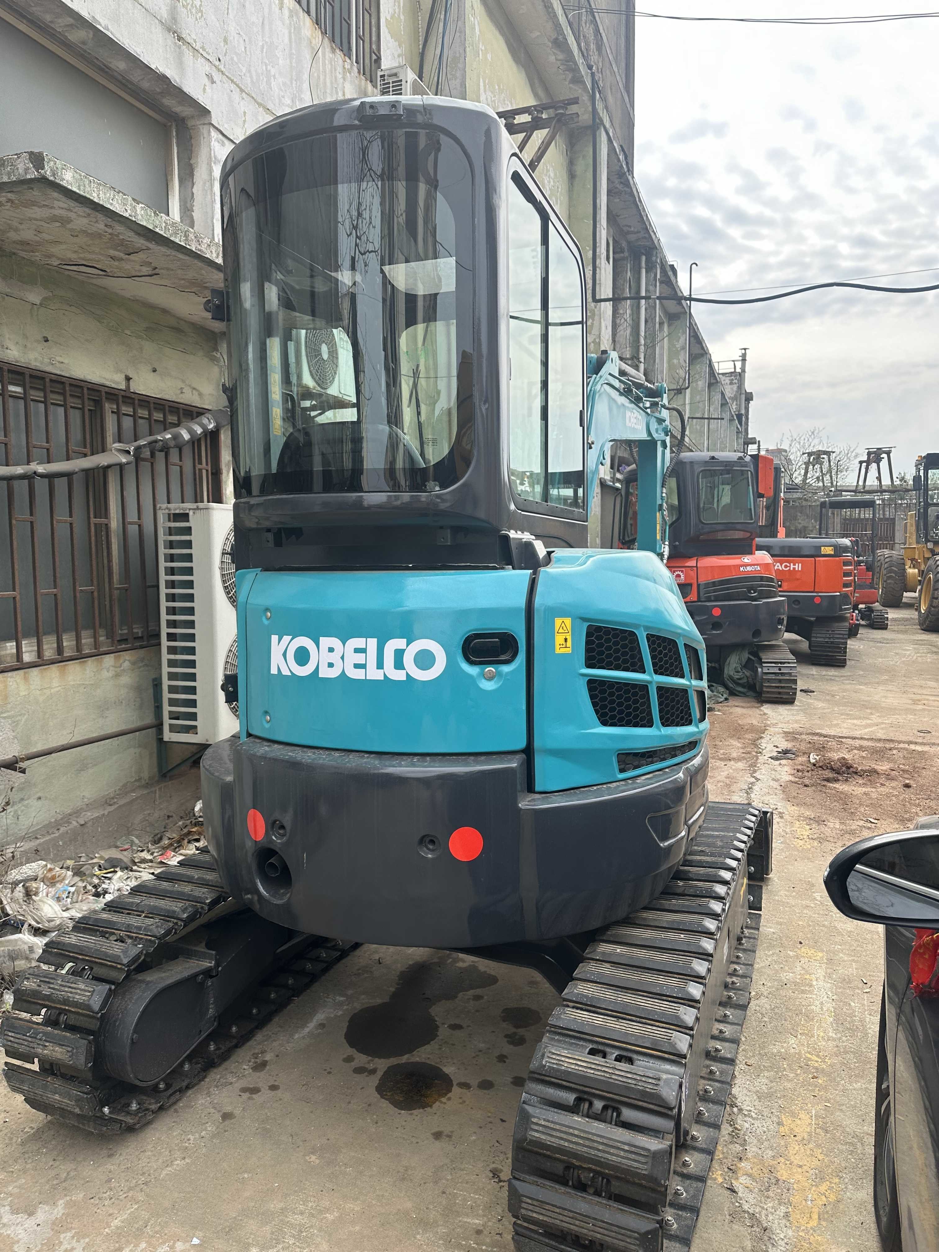 Used Kobelco Digger SK35 Secondhand 3.5ton Small Type Mini Crawler Excavator