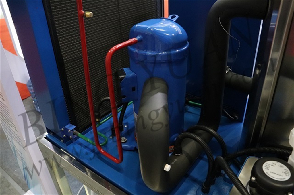 Seafood 2.7KW 380V Flake Ice Maker Machine , Sea Water Flake Ice Machine