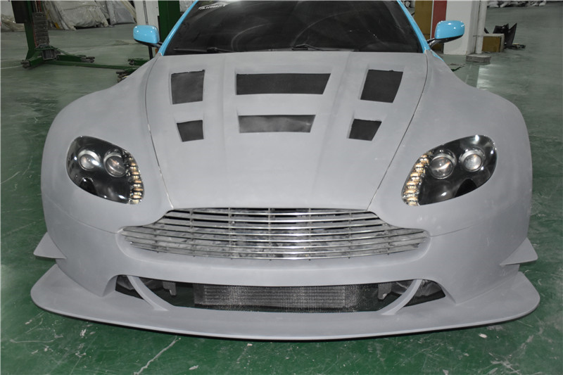 For Aston Martin Vantage Carbon Fiber Body Kit Vantage Front and Rear Bumper Spoiler Hood Widebody Kit